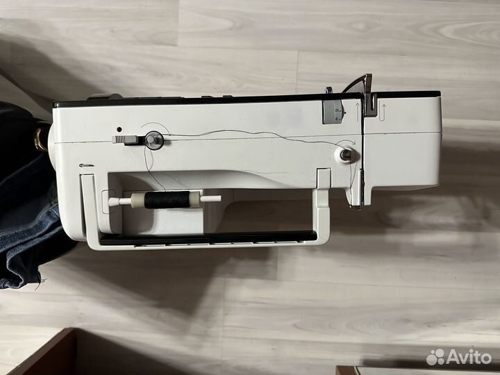 Швейная машина bernina B 380