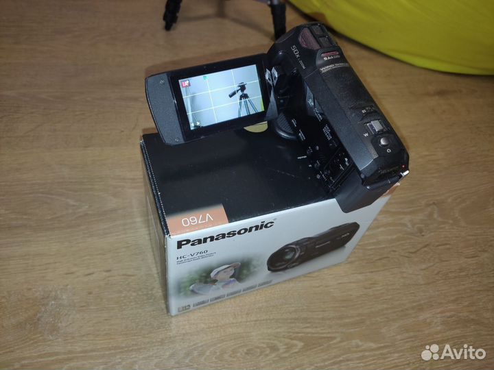 Камера Panasonic Hc v760