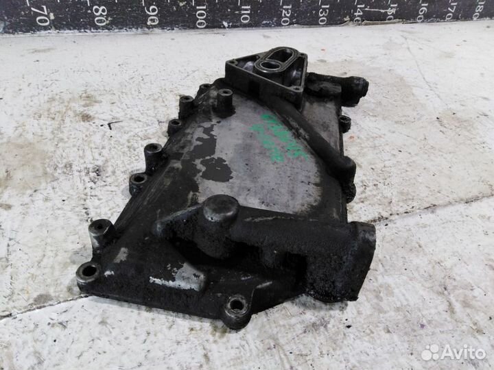 Крышка двигателя Скания