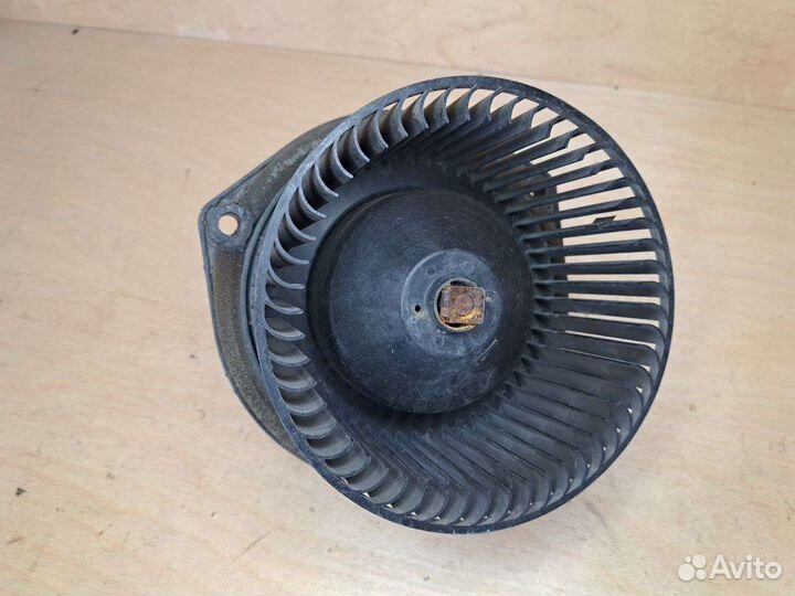 Моторчик печки Ваз 2110