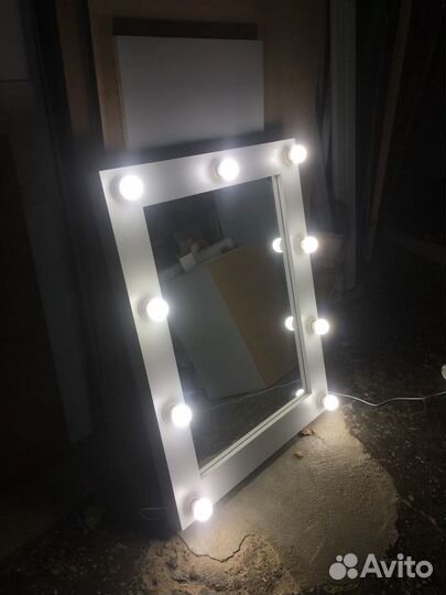 Гримерные зеркала с производства