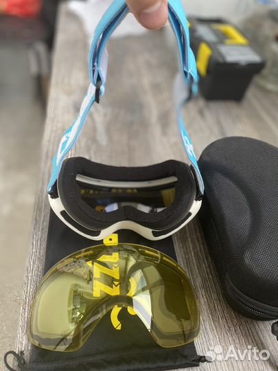 Горнолыжные очки