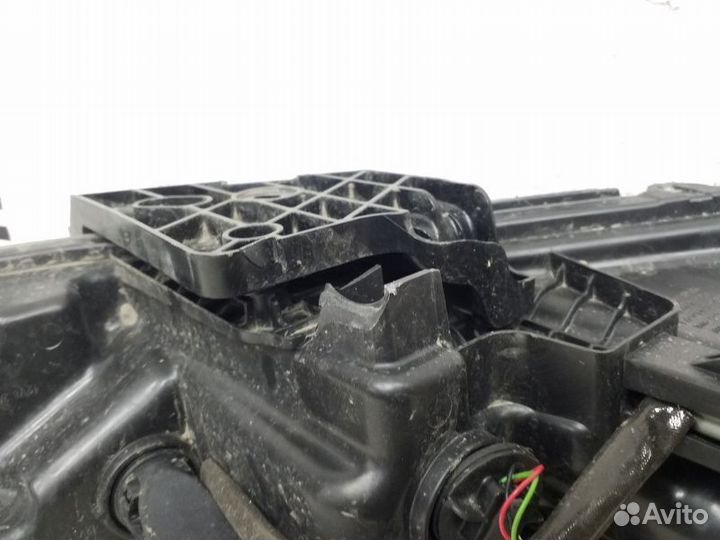 Фара левая Nissan Qashqai 2 Restail галоген