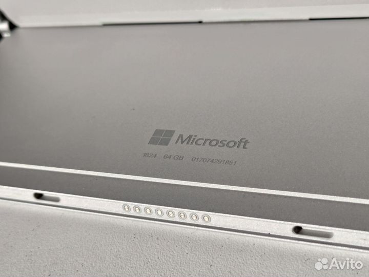 Microsoft Surface Surface Go 4GB/64GB