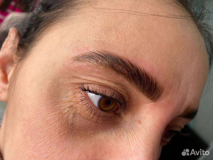 Окрашивание бровей