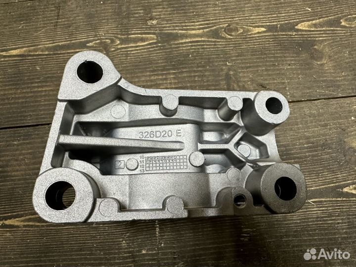 Опора двигателя верхняя Volvo