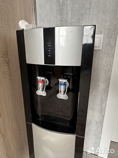 Кулер для воды