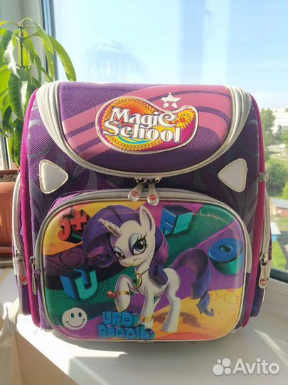 Школьный рюкзак для девочки