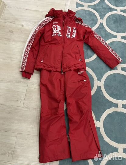 Горнолыжный костюм детский на 9-10 лет