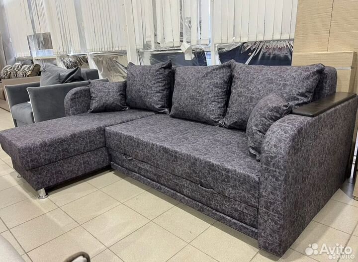 Угловой диван