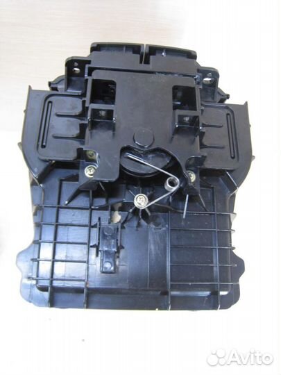 Ящик консоли Lexus RX300 (MCU35) 2004