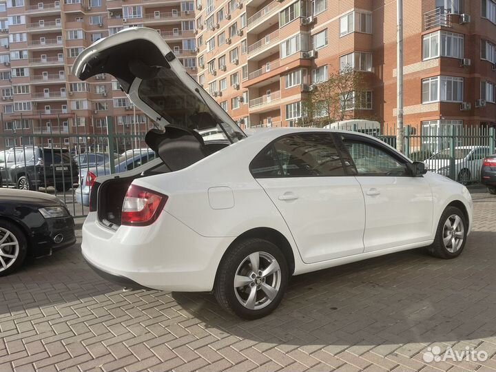 Skoda Rapid 1.6 AT, 2017, 177 000 км