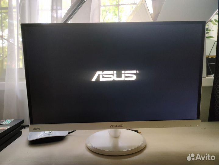 Монитор для компьютера