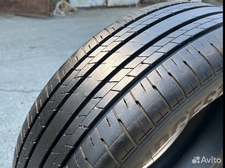 Bridgestone Alenza H/L 33 225/60 R18
