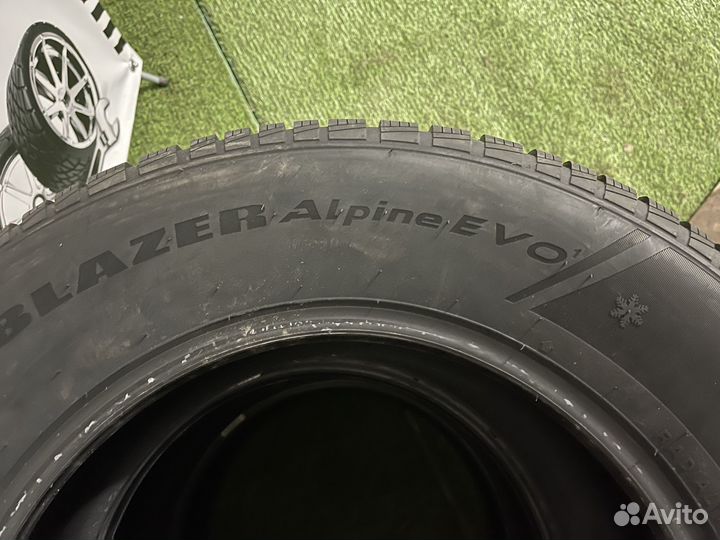 Sailun Ice Blazer Alpine EVO1 265/65 R17 116H