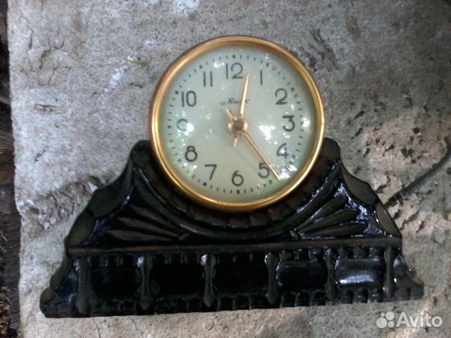 Часы настольные 