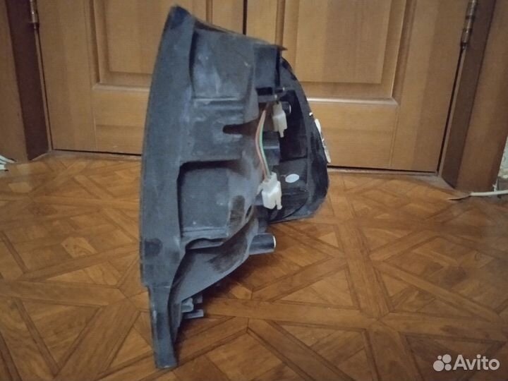 Фонарь задний левый Porsche Cayenne 955