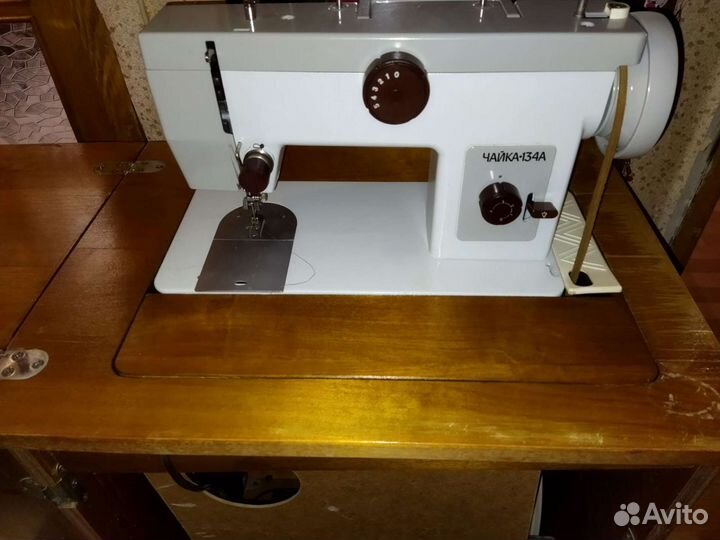 Швейная машина Чайка 134 А