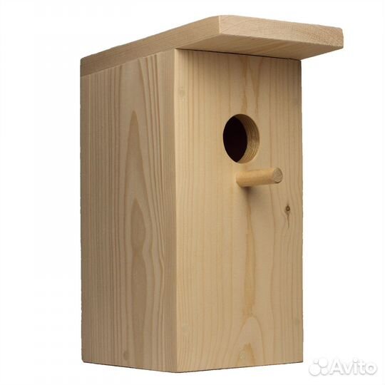 Кормушки для птиц и белок, скворечники