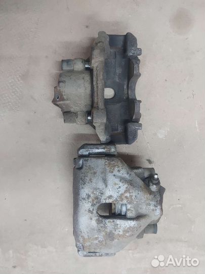 Суппортa передние Volkswagen