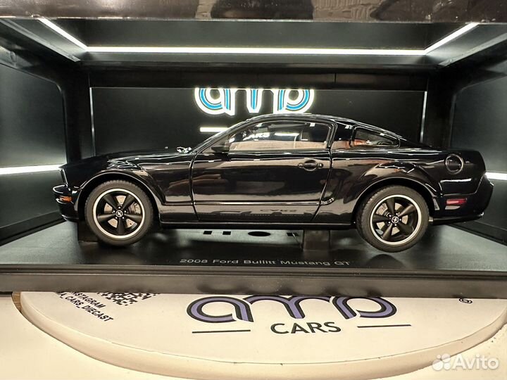 Autoart Ford Mustang GT bullet (73067) 1:18