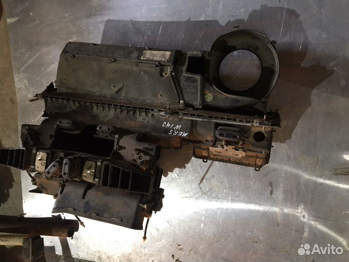 Корпус печки Mercedes W140