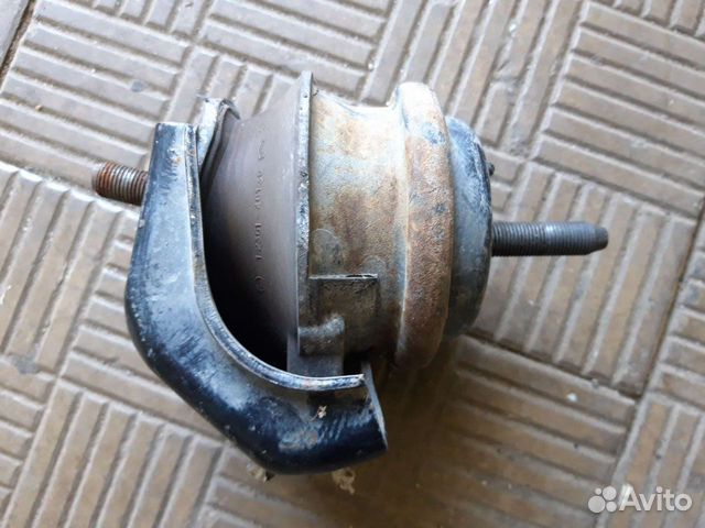 Подушка двигателя Toyota crown 1jz-ge