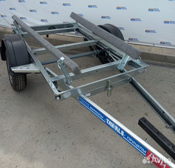 Лодочный прицеп В3618 самосвальный