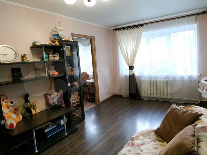 3-к. квартира, 58 м², 1/4 эт.