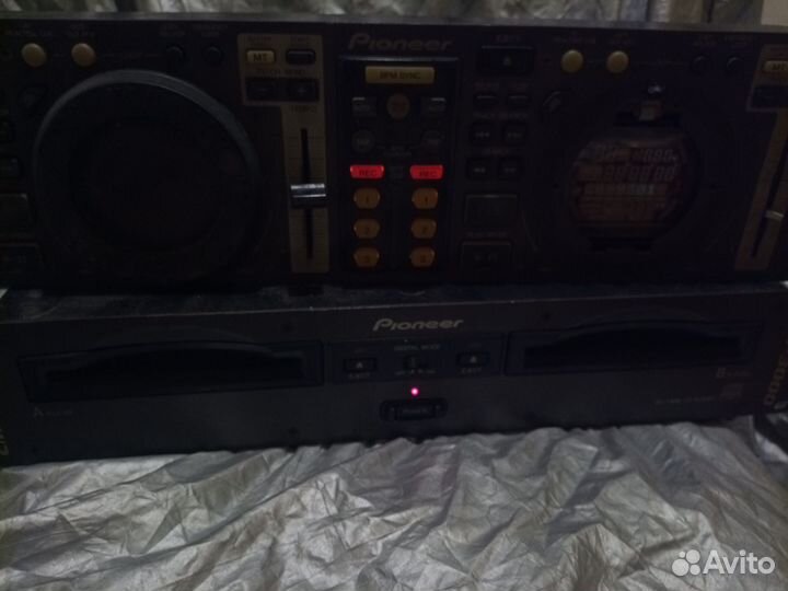 Микшерный пульт