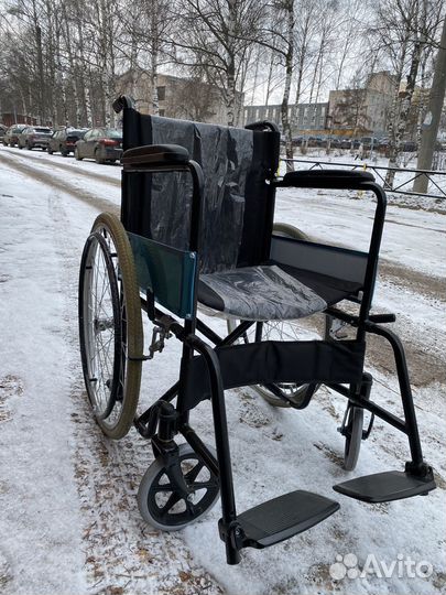 Инвалидная коляска новая