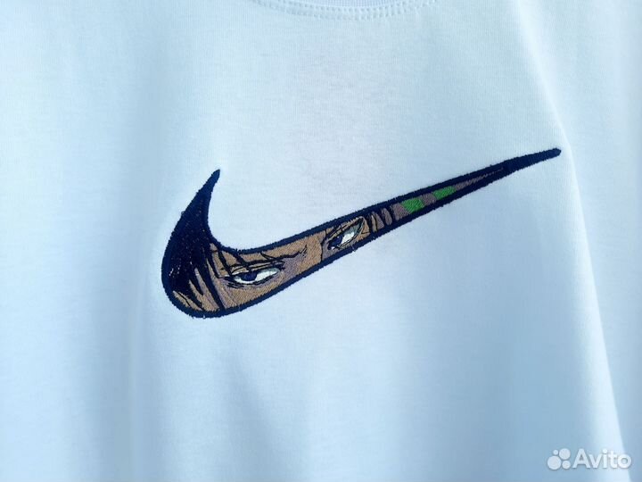 Машинная вышивка на одежде