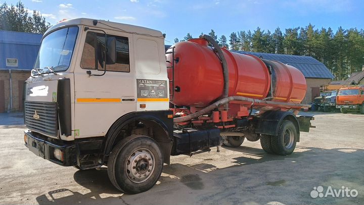 Маз Ассенизатор