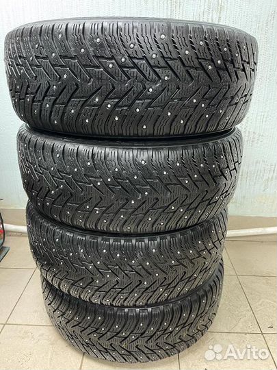 Nokian Tyres Hakkapeliitta 8 SUV 225/60 R17