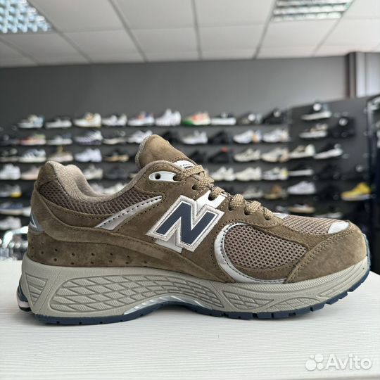 Кроссовки мужские new balance 2002r