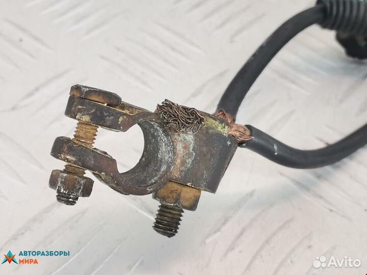 Клемма аккумулятора минус Renault Laguna 1996