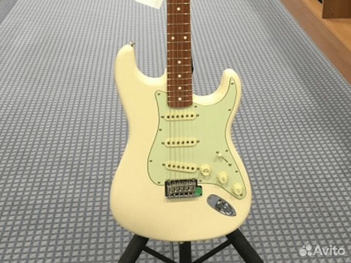 Электрогитара Fender Vintera 60s Stratocaster