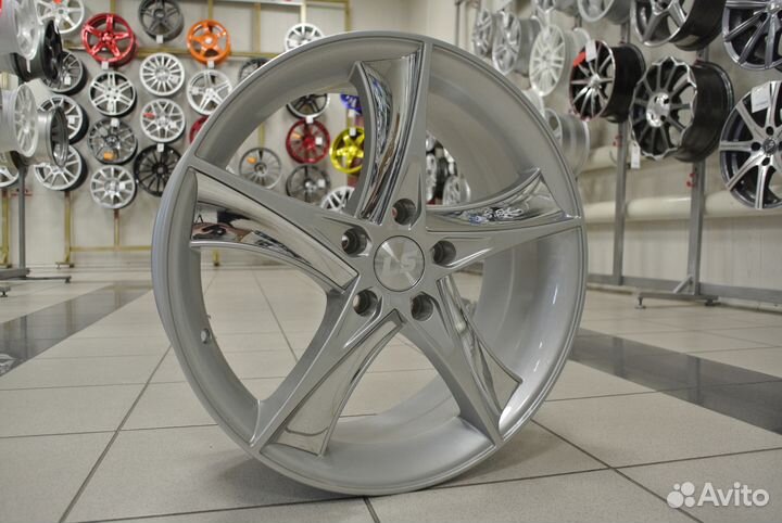 Новые литые диски LS W5566 2 шт R18