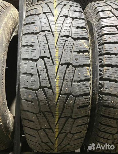 Roadstone Winguard WinSpike 235/65 R17 P