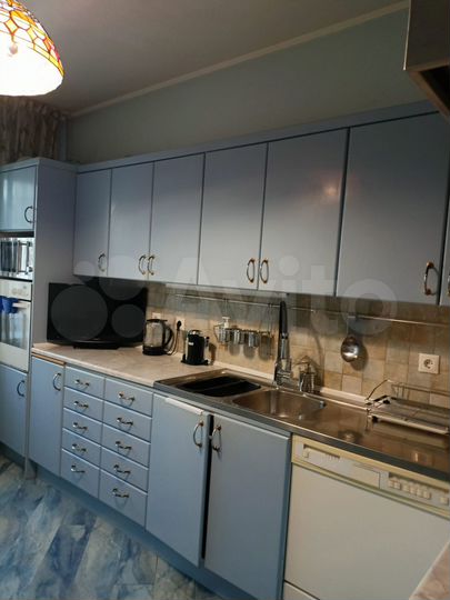 2-к. квартира, 72 м², 4/17 эт.