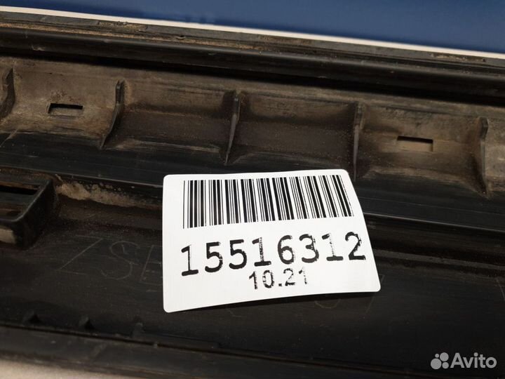 Молдинг двери правый задний Audi Q5 8R 2008-2017