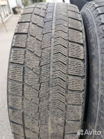 Bridgestone Blizzak VRX 215/65 R16