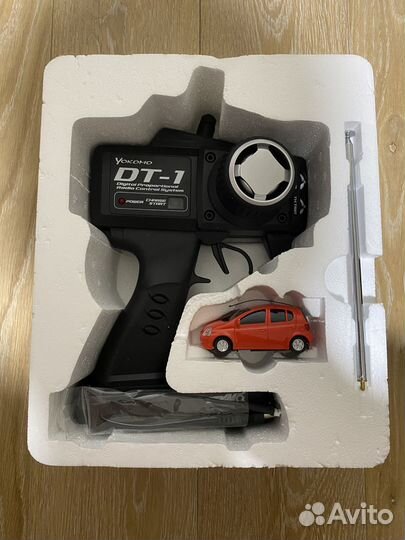 Радиоуправляемая машина Yokomo Toyota Vitz