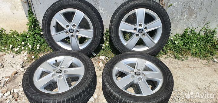 R16 Bridgestone Blizzak Revo GZ 205/55, PCD 5x112 DIA 57.1