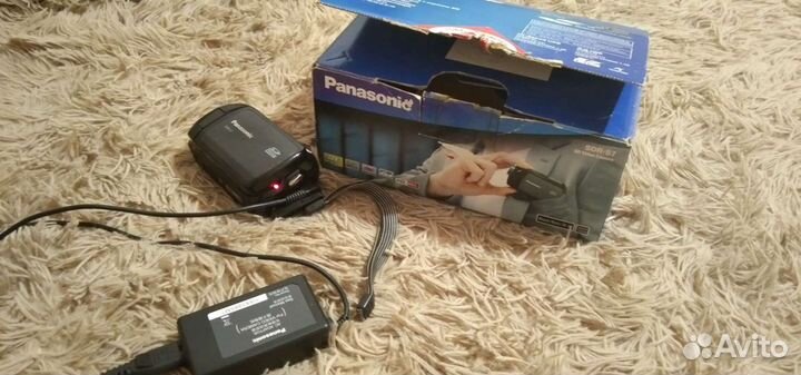 Видеокамера panasonic SDR-S7