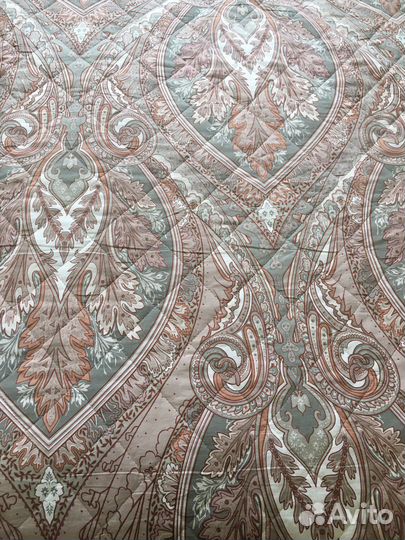 Покрывало на кровать бу