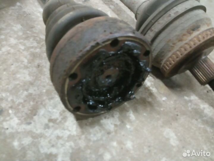 Привод задний VW Passat B5+2000-2004 г