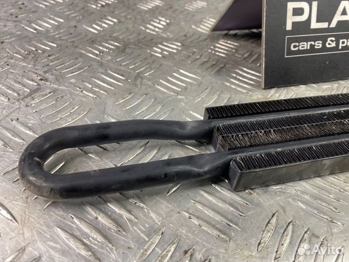 Радиатор масляный Bmw X3 E83 рестайлинг