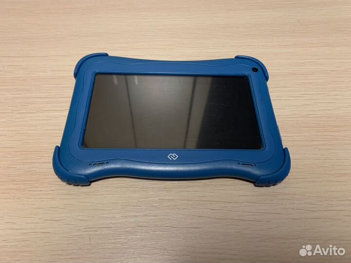 Планшет Digma optima kids 7