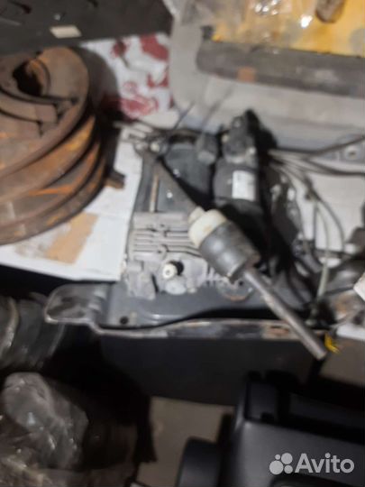 Компрессор пневма подвески на мерседес вито виано